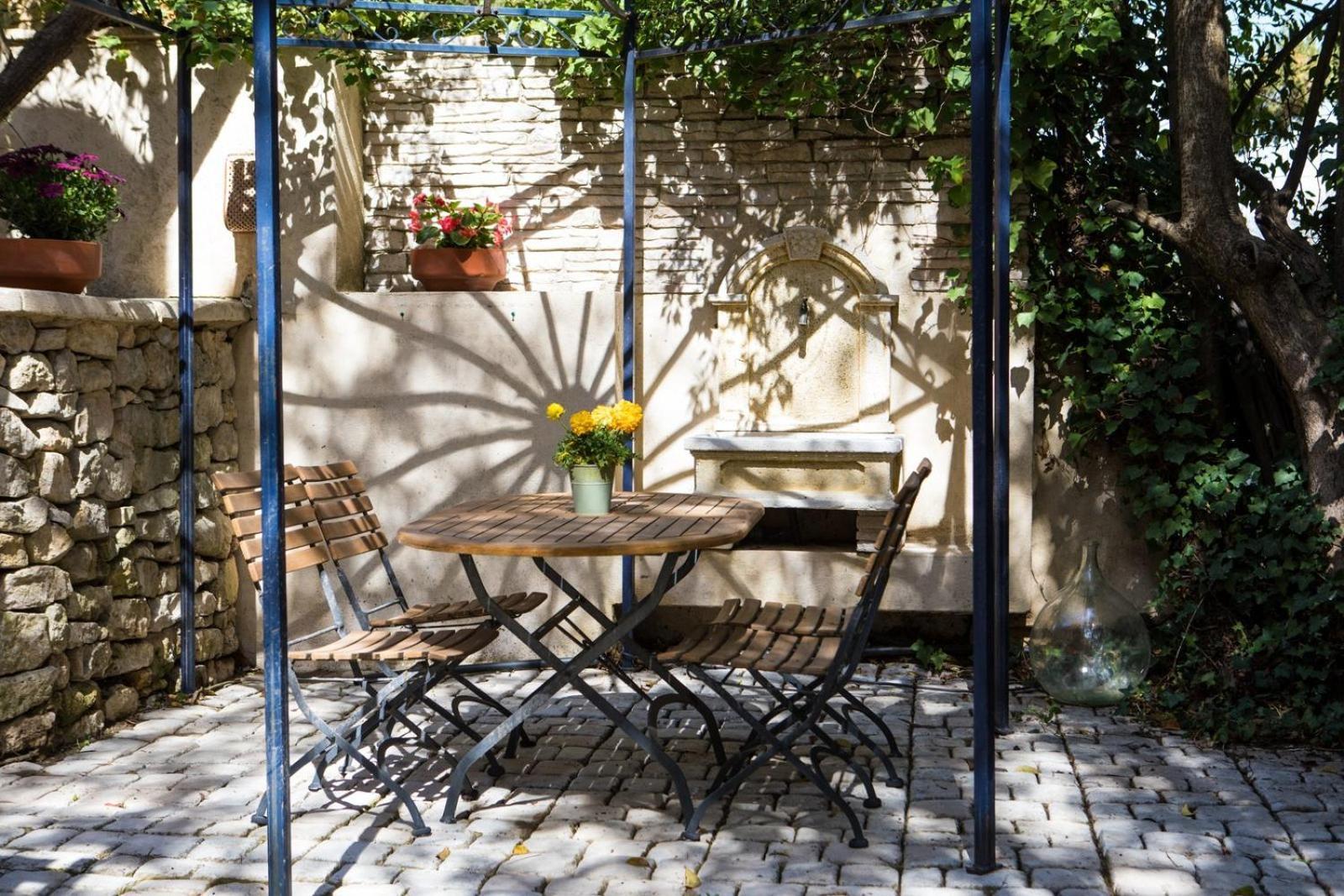 In Provence Hotel - Experience Atypique Venelles Exteriör bild