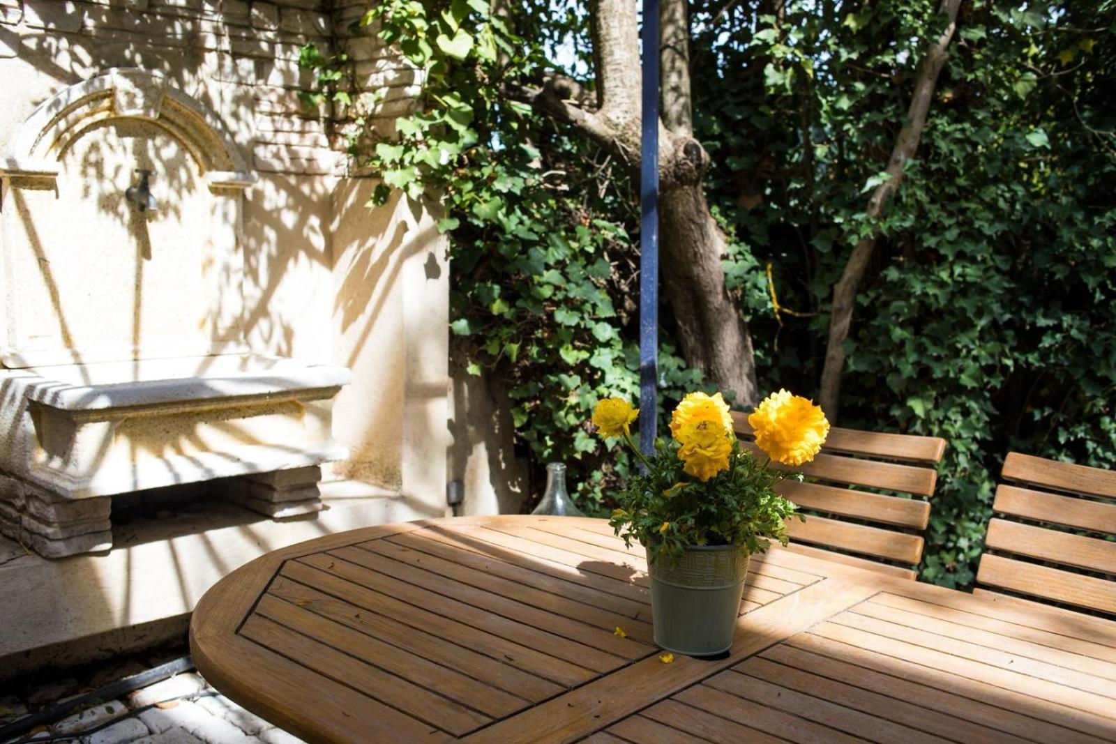 In Provence Hotel - Experience Atypique Venelles Exteriör bild